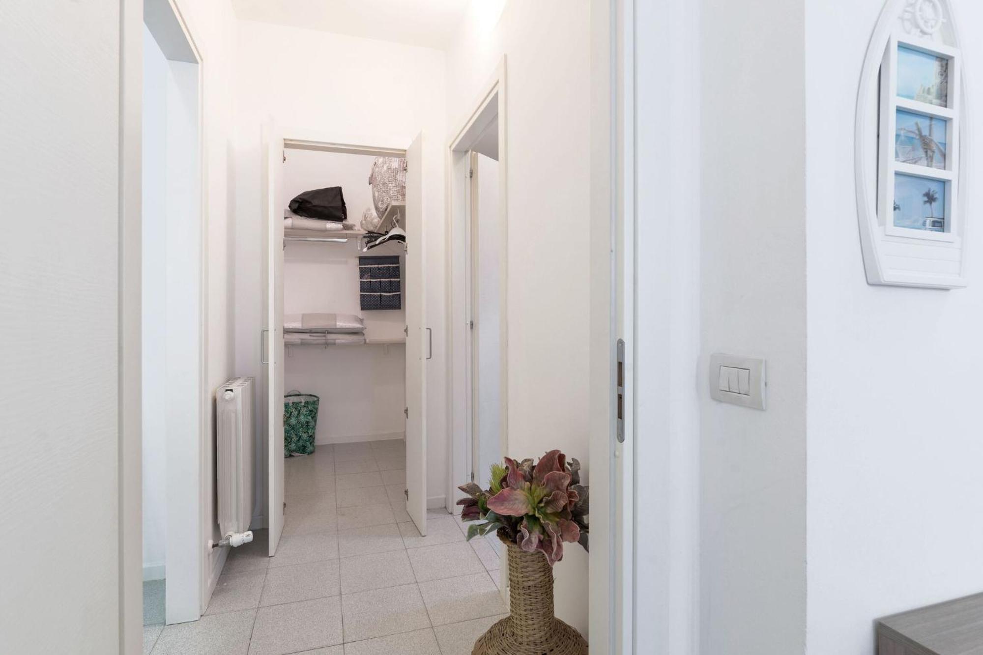 Italian Experience-La Rondine Apartment ปอร์โตเรกานาติ ภายนอก รูปภาพ